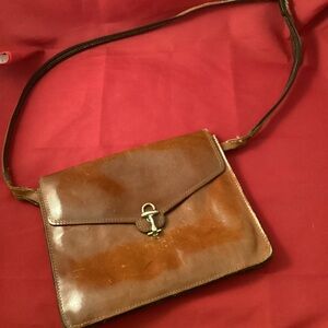 Vintage Brown’s leather purse made In Italy